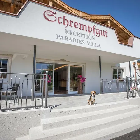 Konukevi Schrempfgut 3*